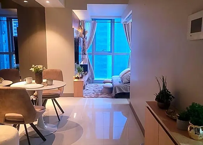 Отель Staycations Up Above 13 At Bgc Манила