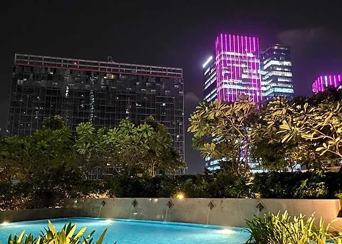 Staycations Up Above 13 At Bgc Отель 4*